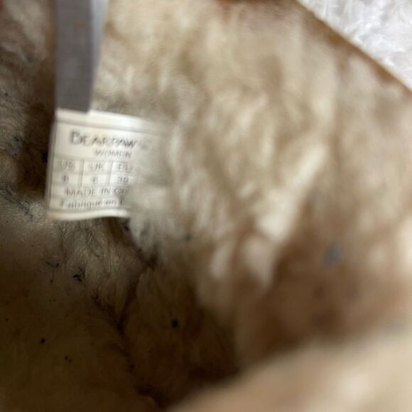 BearPaw Leather suede Tan short Boots with sheepskin and wool lining blend SZ8 - Picture 9 of 12